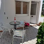 Pauzo Bagyarik Balatonföldvár