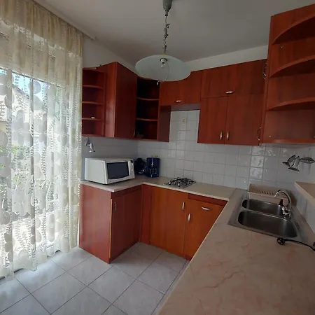 Pauzo Bagyarik Апартаменты