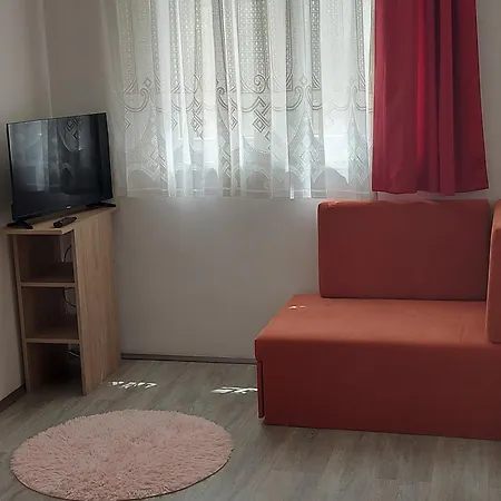 Pauzo Bagyarik Балатонфёльдвар