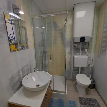 Pauzo Bagyarik Apartament Balatonföldvár