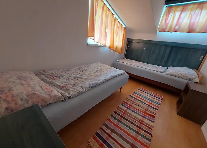 Pauzo Bagyarik Apartmán