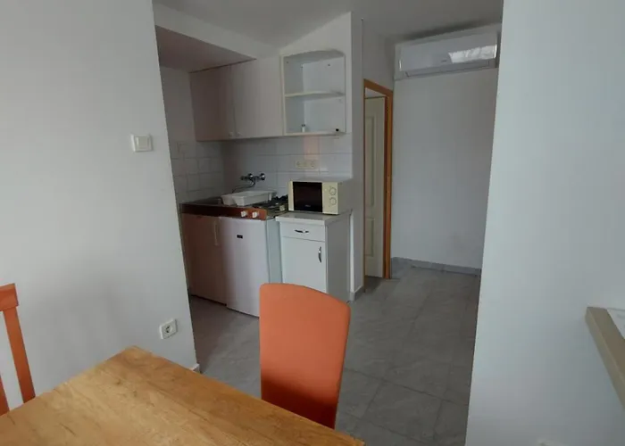 Pauzo Bagyarik Apartmán Balatonföldvár