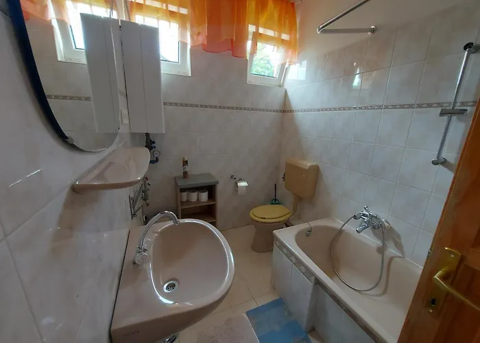 Pauzo Bagyarik Apartmán