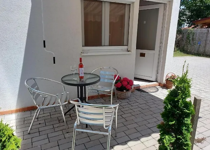 Pauzo Bagyarik Balatonföldvár