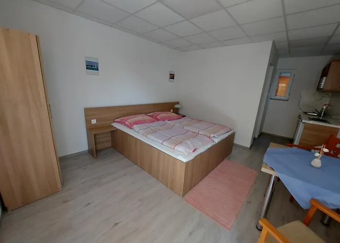 Pauzo Bagyarik Apartmán